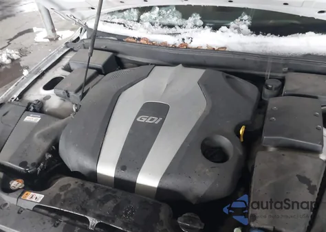 2014 Hyundai Genesis 3.8 z USA, uszkodzony, nr VIN KMHGC4DD3EU260009